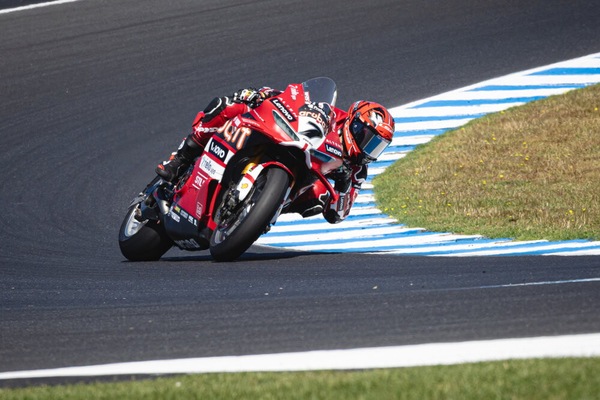 SBK Phillip Island, Lecuona: “Non parlo con gli altri ducatisti, vado per la mia strada”