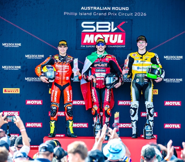 SBK, tutte le più belle foto del podio tricolore di Phillip Island