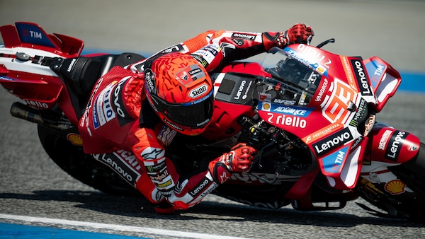 MotoGP, test Buriram: le Ducati di Marquez e Bagnaia dettano il passo a metà giornata