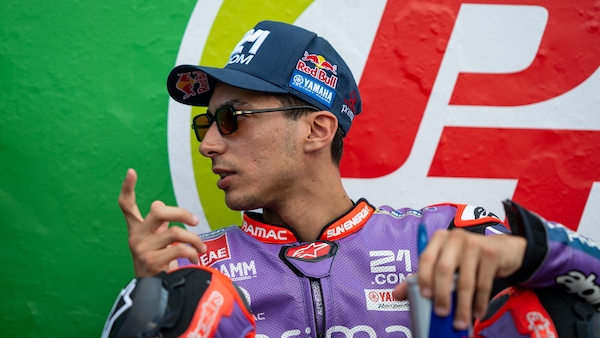 GP Thailandia, Razgatlioglu: “Sono caduto all’ultima curva cercando di staccare più forte”