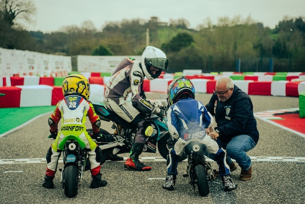 Vallelunghino, il futuro delle due ruote parte dai giovani a Vallelunga