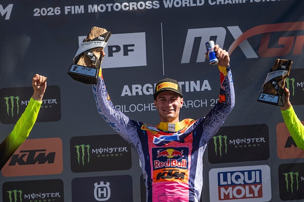 MX2: Langenfelder alza subito la voce