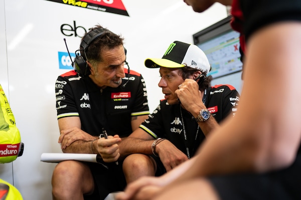 Pedrosa chiede a Rossi: “La MotoGP quando la riprovi?” Lui non ha dubbi