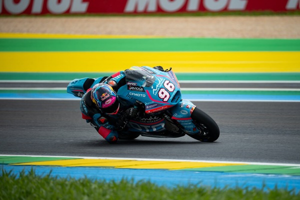 Qualifiche Moto2 Brasile: Daniel Holgado partirà davanti a tutti, sesto Celestino Vietti