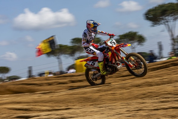 MXGP di Andalusia: Lucas Coenen domina gara uno