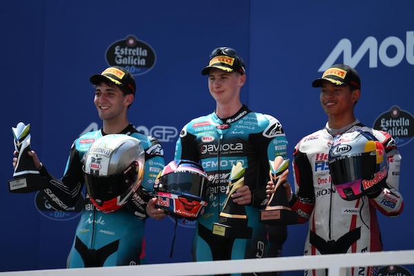 Moto3 Brasile: Quiles vince una gara corta di 5 giri! Errore per Almansa, top 5 per Pini