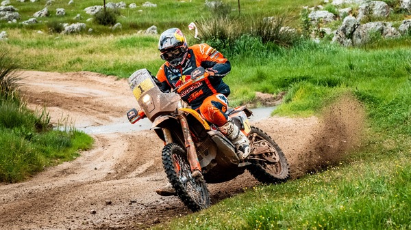 BP Ultimate Rally Raid: Sanders beffa Schareina e torna alla vittoria in Portogallo