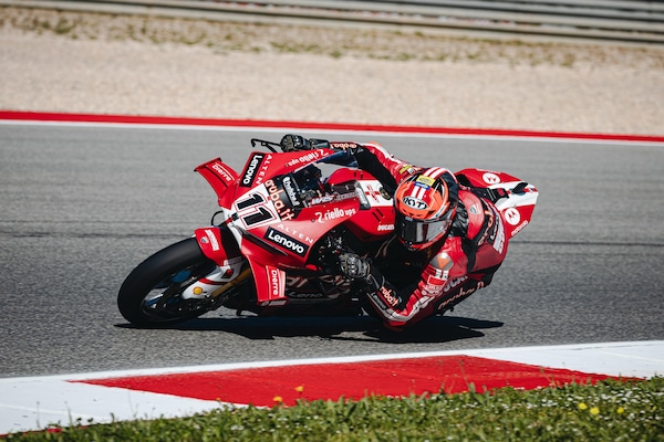 SBK Portimao, Bulega: “Tuffo nella piscina alla Toprak? Solo se faccio tripletta”