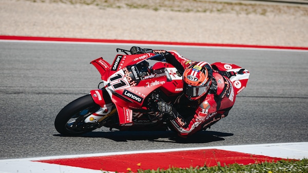 SBK Portimao, Bulega: “Tuffo nella piscina alla Toprak? Solo se faccio tripletta”