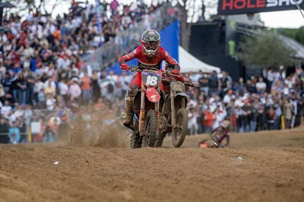 MXGP di Svizzera: Lata in pole a Frauenfeld