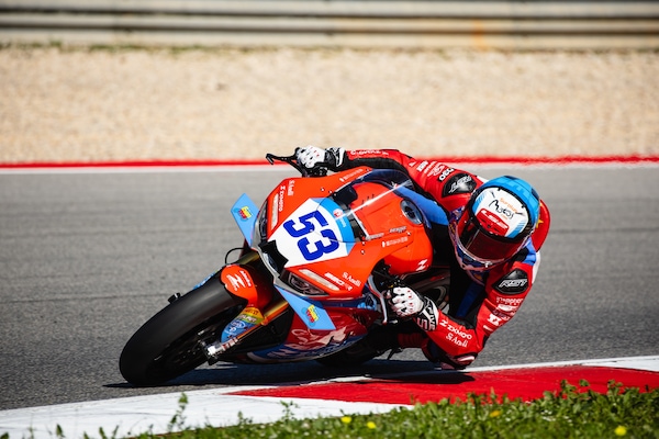 Prima vittoria per ZXMOTOin Supersport: addio stereotipi, la Cina fa sul serio