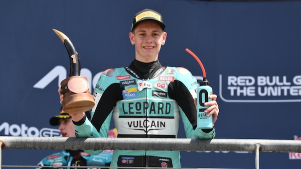 Moto3, straordinario Pini firma la prima vittoria iridata ad Austin!