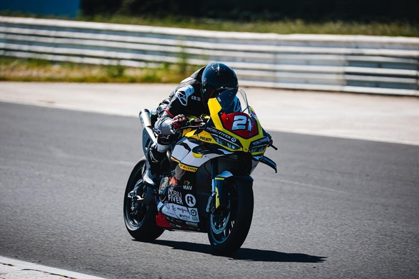 CIV, Test Misano Day 1: Rinaldi spaventa la concorrenza