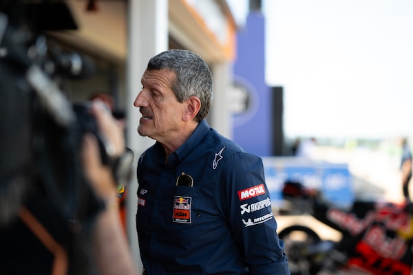 MotoGP, Steiner: “E’ lo sport più avvincente al mondo”