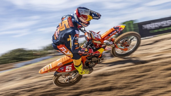 MXGP di Sardegna: Lucas Coenen demolisce tutti a Riola
