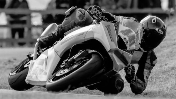 Road Races, tragedia all’Olivers’s Mount: è morto Aran Sadler