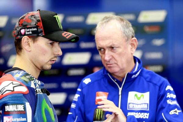 MotoGP, Forcada: “Con Lorenzo non era difficile lavorare, la convivenza invece...”