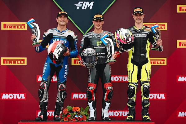 Che spettacolo in Supersport! Masia vince in  volata su Arenas e Booth-Amos