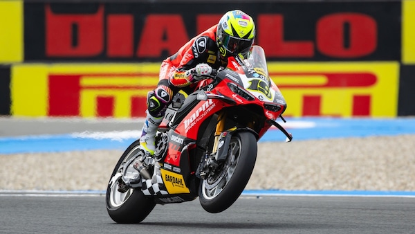 SBK, il ritorno del team Barni: Bautista e Montella incisivi ad Assen