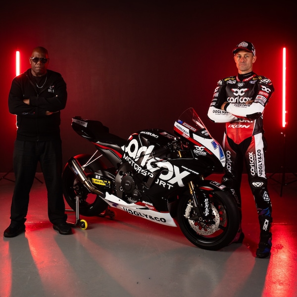 Road Races: Josh Brookes alla North West 200 con Carl Cox