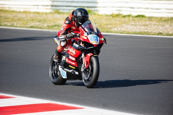 CIV, Qualifiche 1: Zannoni davanti a Antonelli e Dalla Porta