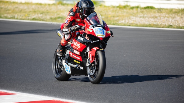 CIV, Qualifiche 1: Zannoni davanti a Antonelli e Dalla Porta