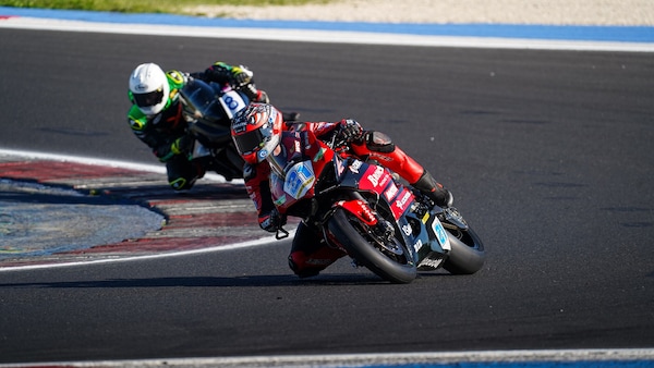 CIV, Q2: Kevin Zannoni conferma la pole position in Supersport