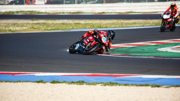 CIV SSP, ultimo giro da urlo per Kevin Zannoni: sorpasso su Antonelli e vittoria