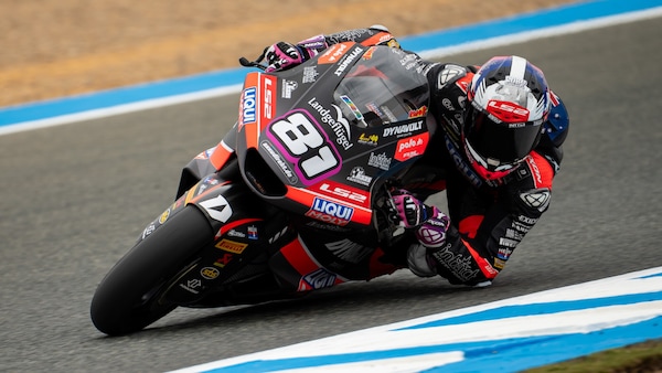 Moto2, GP Jerez: Agius trionfa dopo una lotta a tre, Vietti 5° in rimonta