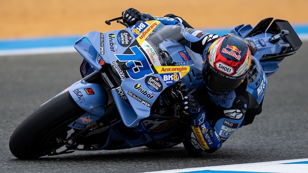 GP Spagna: Marc cade, Alex trionfa a Jerez. Bezzecchi e Di Giannantonio sul podio