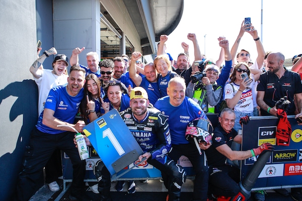 CIV SBK, la musica non cambia: Delbianco vince anche Gara 2