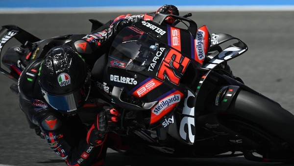 Test Jerez, Aprilia innova ancora: ecco le ali... per il cupolino!