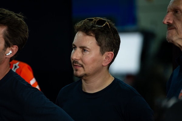MotoGP, Jorge Lorenzo: "Ducati deve inventarsi qualcosa, vedo un mondiale nel segno di Aprilia"
