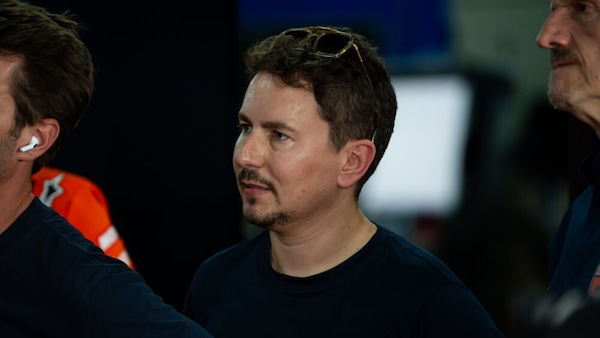 Jorge Lorenzo: "Ducati deve inventarsi qualcosa, vedo un mondiale nel segno di Aprilia"