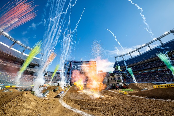 Supercross: penultimo atto del 2026 a Denver