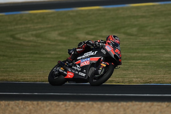 Moto2 Le Mans: Manuel Gonzalez apre le danze in Francia, terzo Celestino Vietti