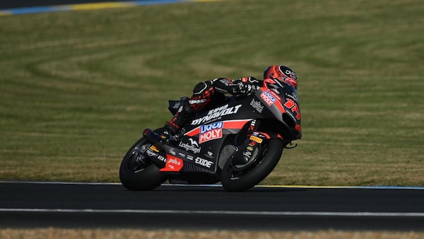 Moto2 Le Mans: Manuel Gonzalez apre le danze in Francia, terzo Celestino Vietti