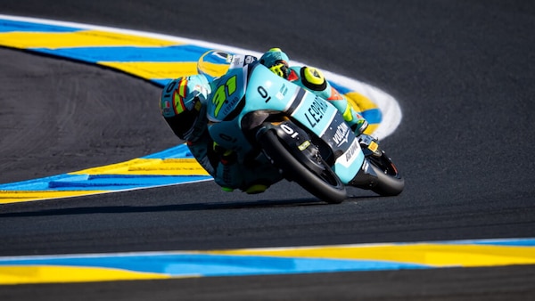 Moto3 Le Mans, Fernandez con la Honda è primo inseguito da Carpe nelle fp2