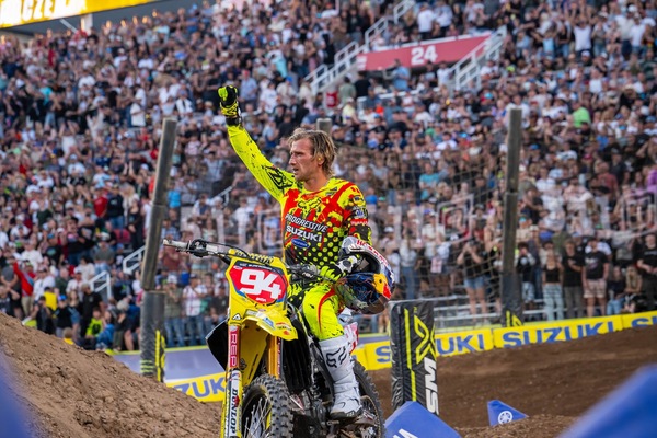 SX450: Ken sei tu, fantastico Campione!