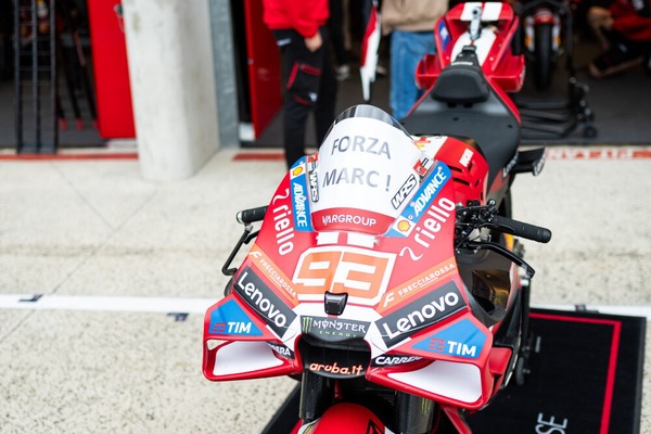 MotoGP, Marquez: “Finora ho guidato con un braccio e mezzo”