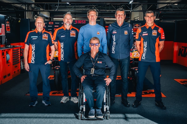 MotoGP, KTM e Tech3 continueranno insieme: firmato un accordo pluriennale