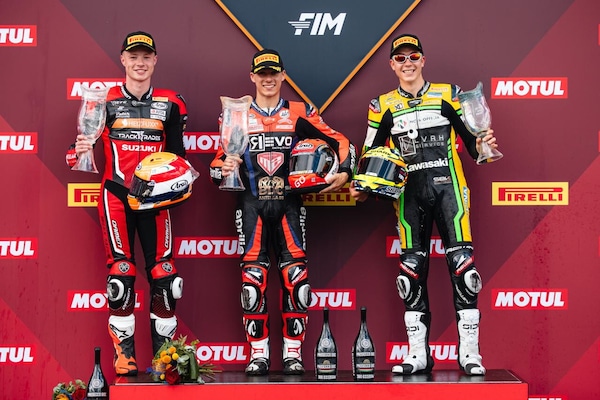 Sporbike, Prima gioia per Aprilia e Vannucci in Gara 1 a Most