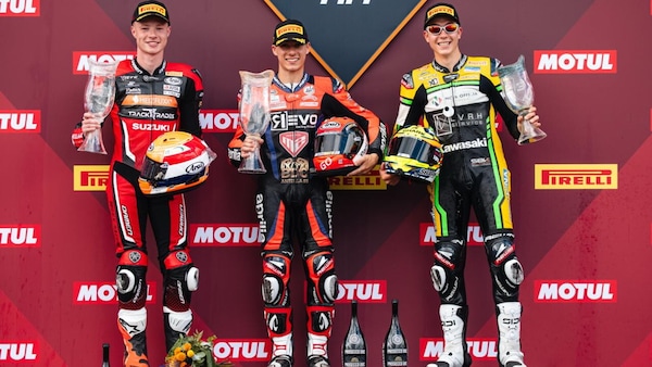 Sporbike, Prima gioia per Aprilia e Vannucci in Gara 1 a Most