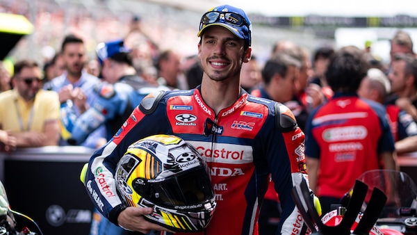 MotoGP, futuro definito e podio: Joan Mir rinvigorito a Barcellona