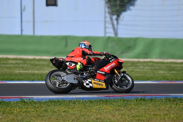SBK, Misano Test: Barni porta in pista un nuovo forcellone realizzato da Suter