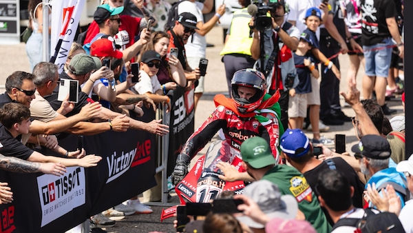 SBK Aragon: Bulega “maggiorenne” nel 2026, 18 successi consecutivi!