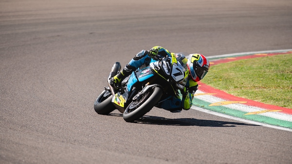 CIV Sportbike, Filippo Bianchi torna alla vittoria nella Gara 1 di Imola