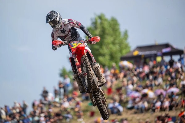 250MX: Shimoda regala la doppietta alla Honda a Thunder Valley