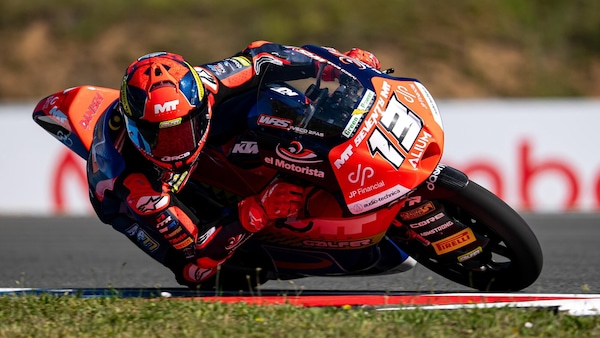 Moto3, GP Brno: Danish da record nelle FP1, inizio da dimenticare per gli italiani