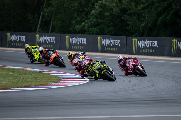 MotoGP la svolta: niente abbassatori anteriori da Assen!